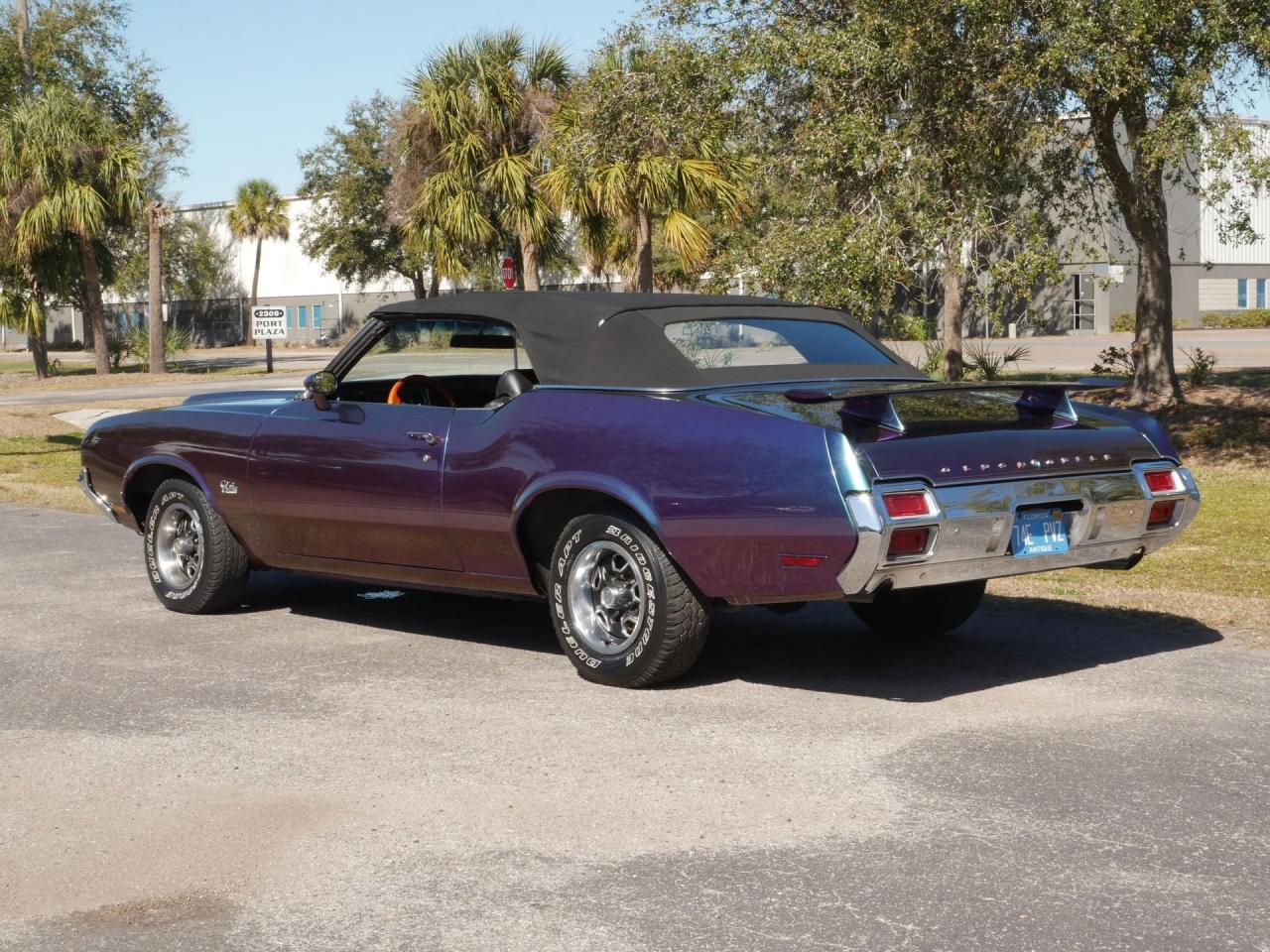 1971 Oldsmobile Cutlass Convertible