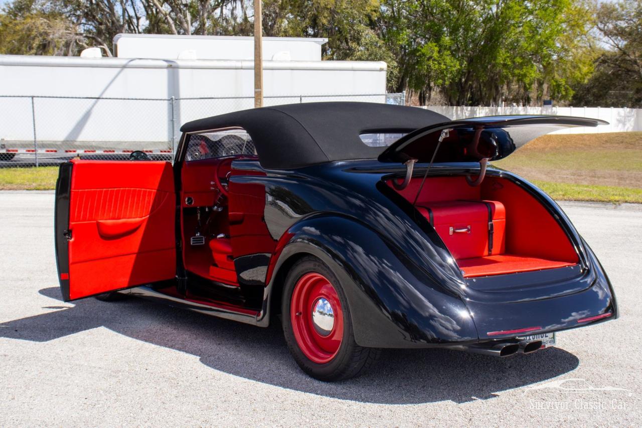 1937 Ford Cabriolet
