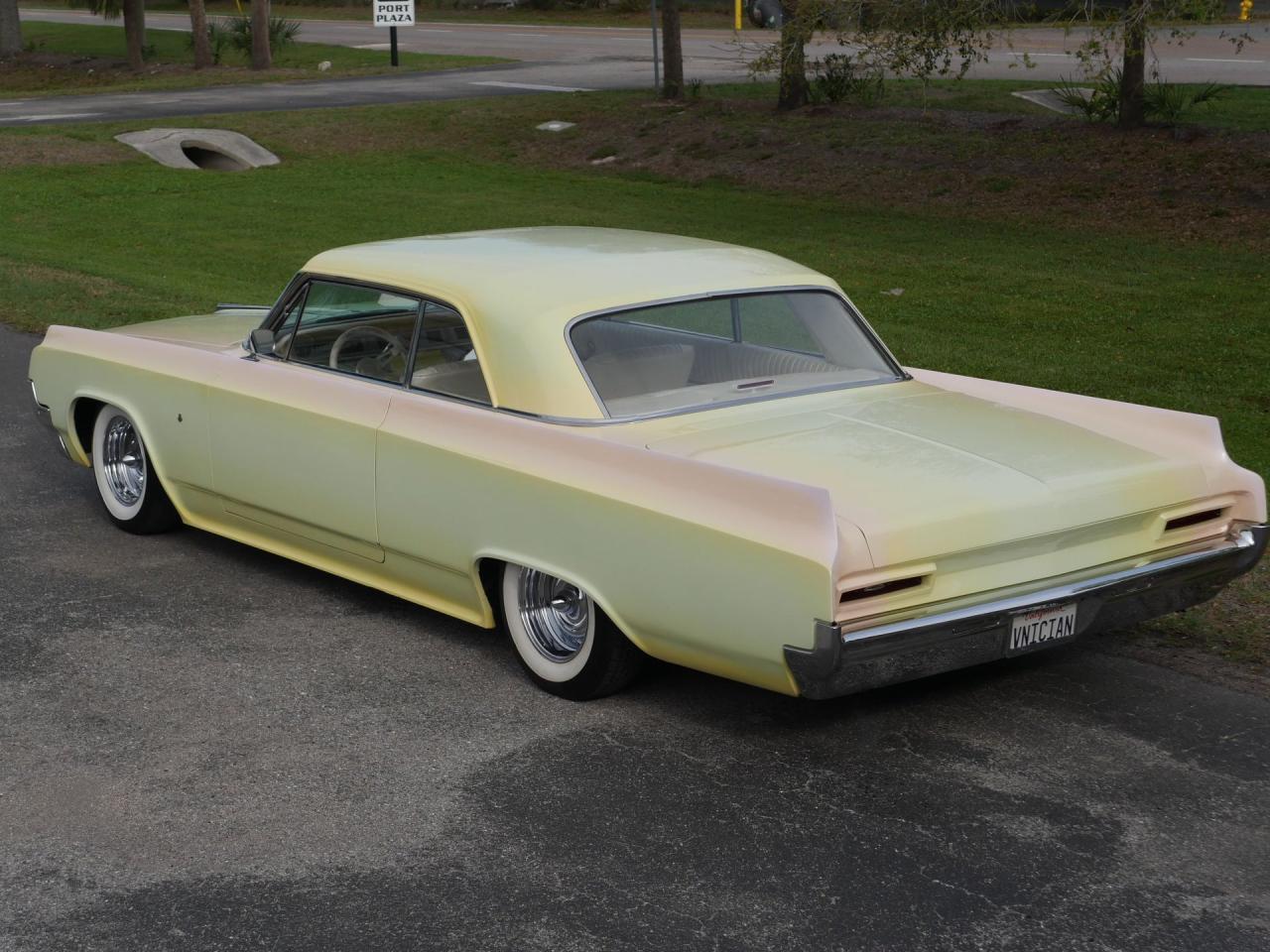 1964 Oldsmobile Dynamic Eighty Eight Restomod