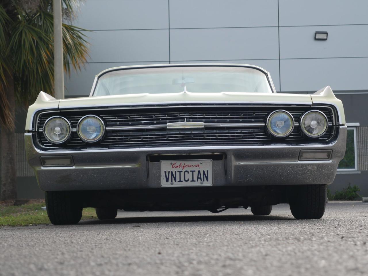 1964 Oldsmobile Dynamic Eighty Eight Restomod