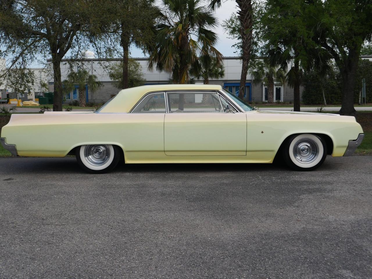 1964 Oldsmobile Dynamic Eighty Eight Restomod