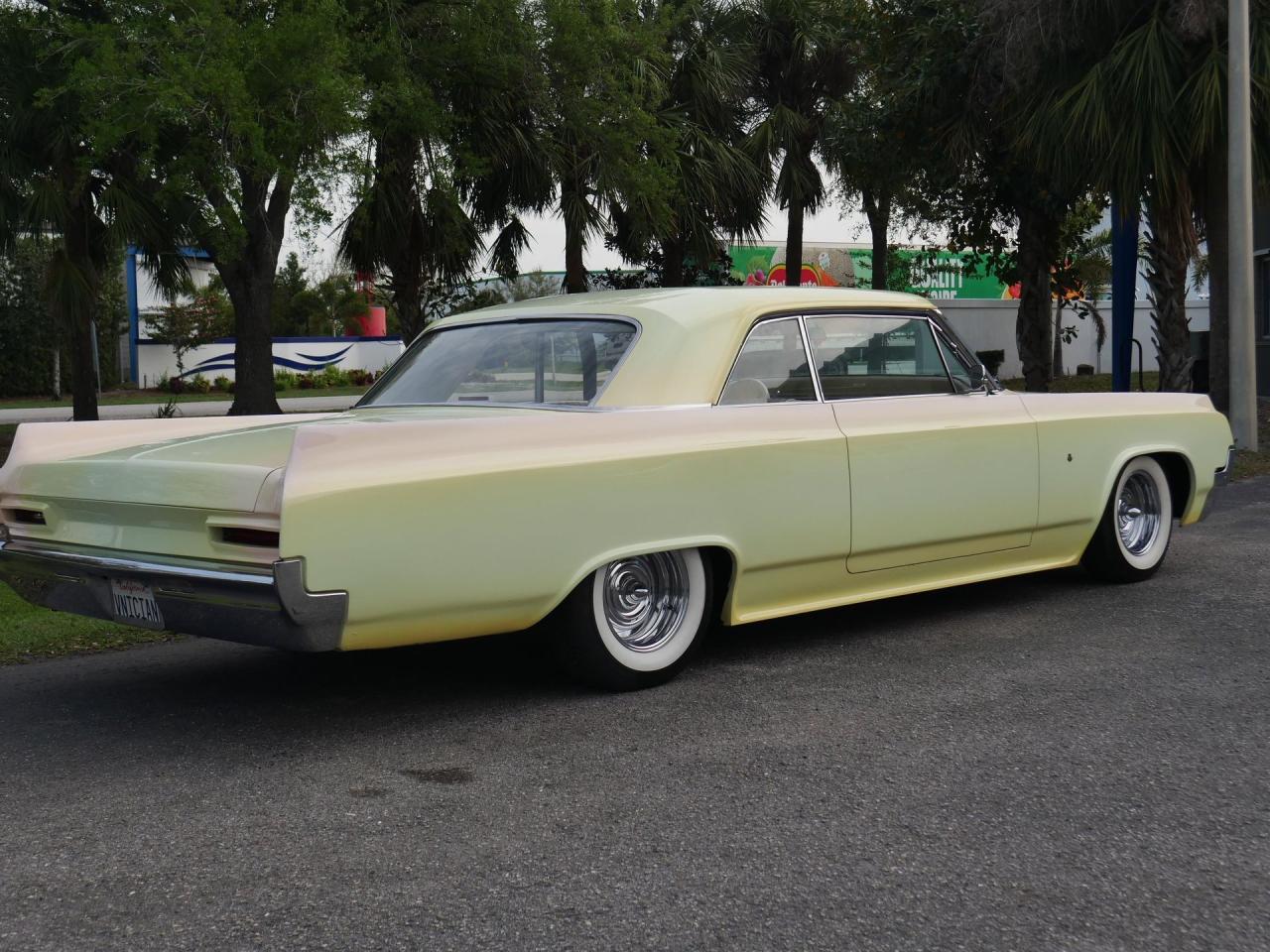 1964 Oldsmobile Dynamic Eighty Eight Restomod