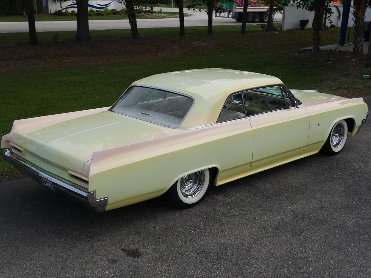 1964 Oldsmobile Dynamic Eighty Eight Restomod