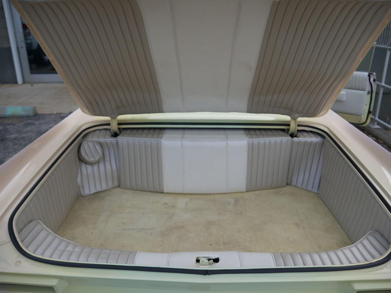 1964 Oldsmobile Dynamic Eighty Eight Restomod