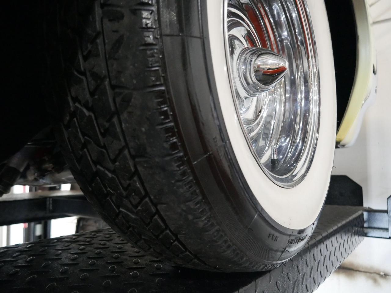 1964 Oldsmobile Dynamic Eighty Eight Restomod