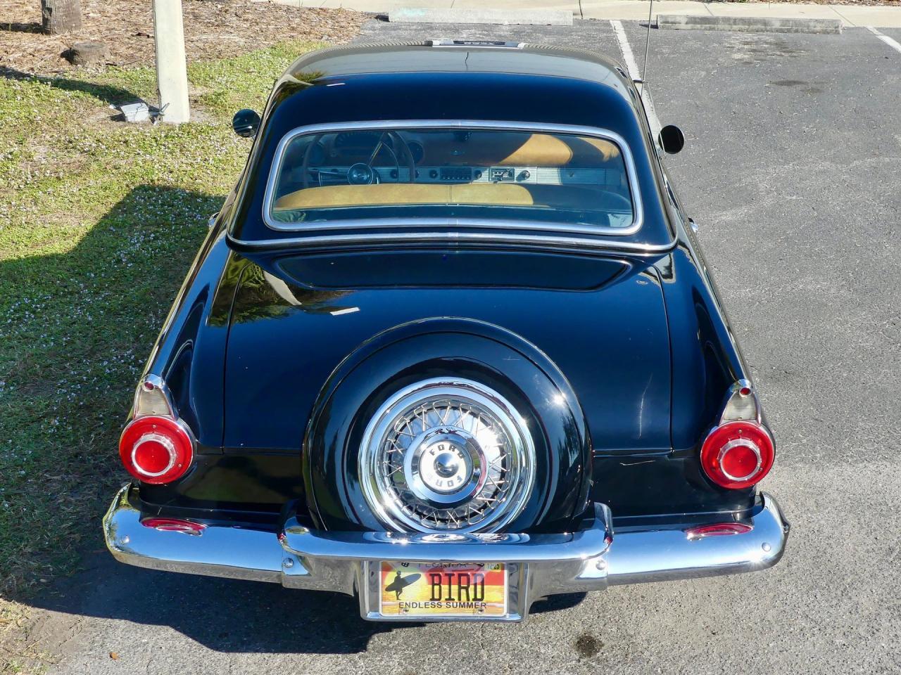 1956 Ford Thunderbird
