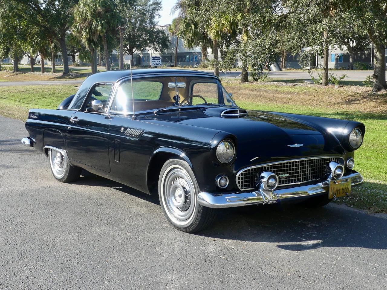 1956 Ford Thunderbird