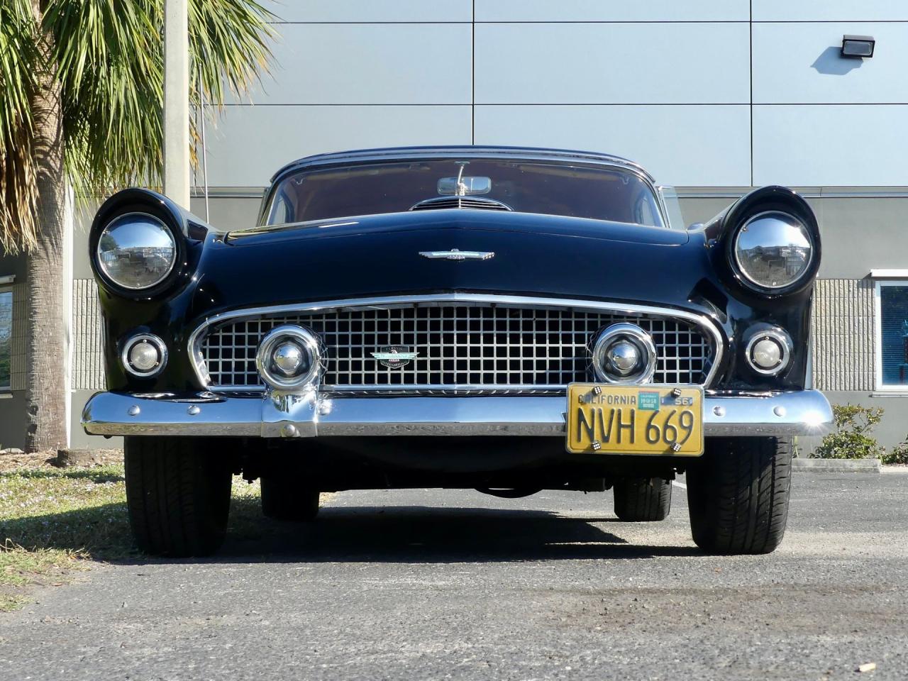 1956 Ford Thunderbird