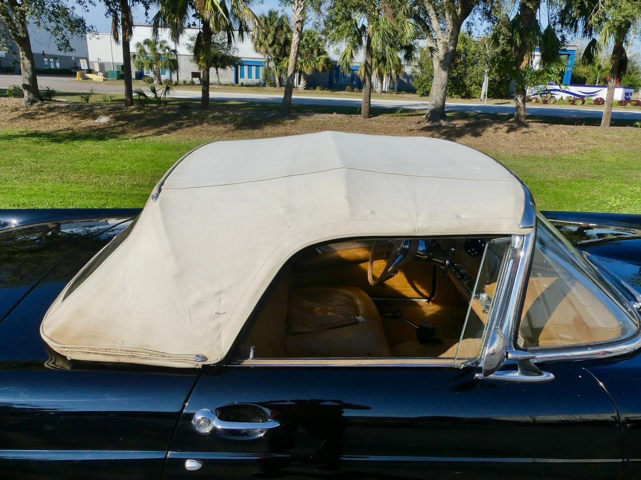 1956 Ford Thunderbird