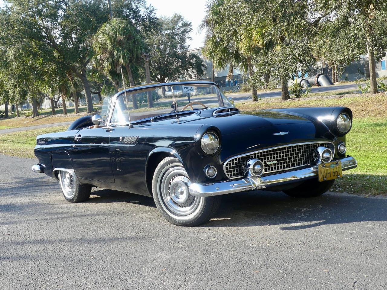 1956 Ford Thunderbird