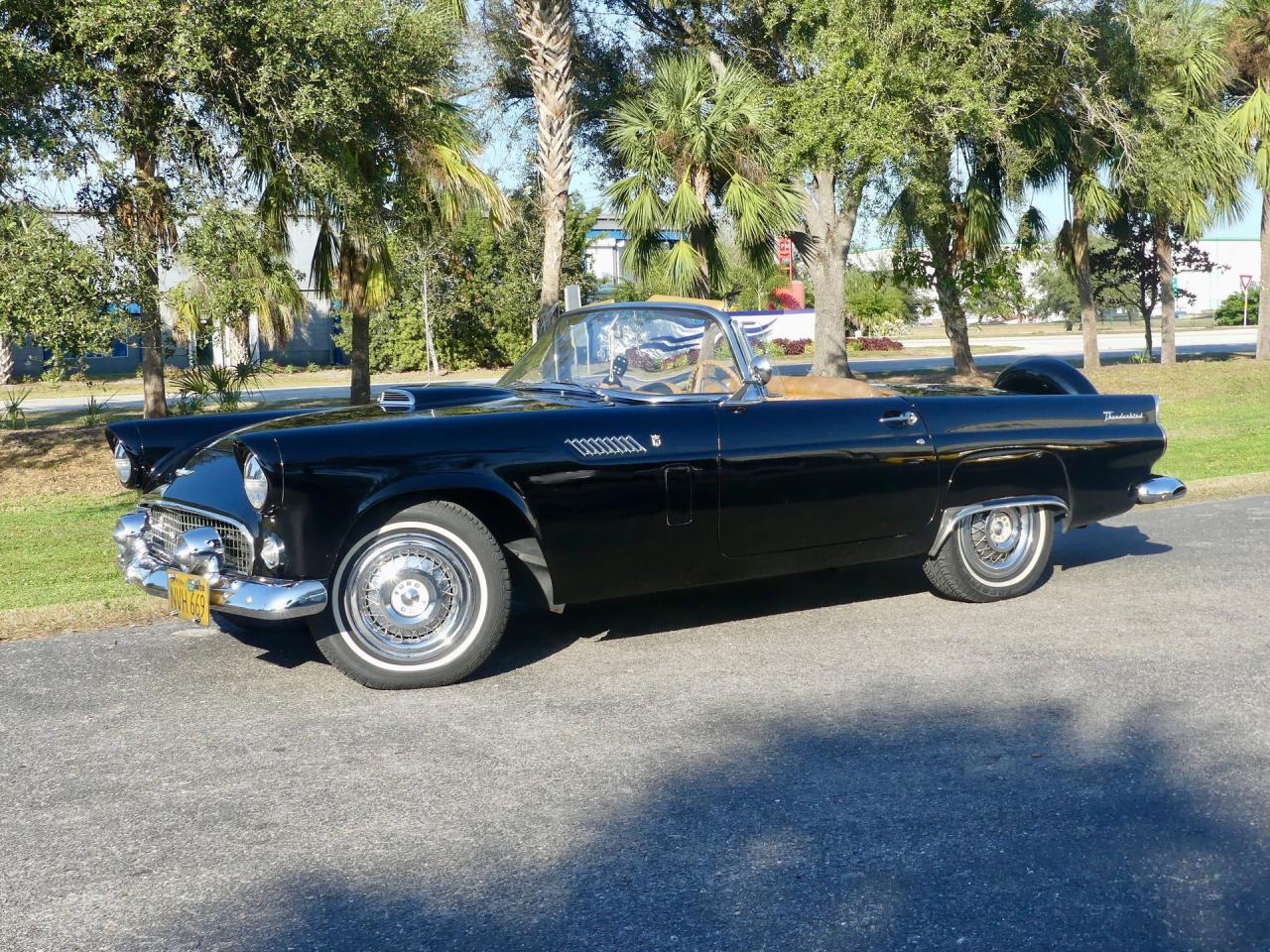 1956 Ford Thunderbird
