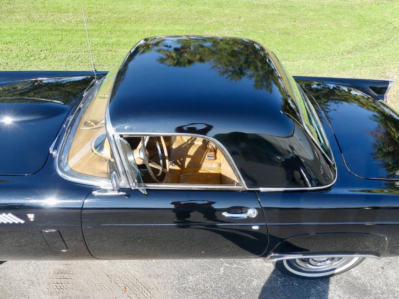 1956 Ford Thunderbird