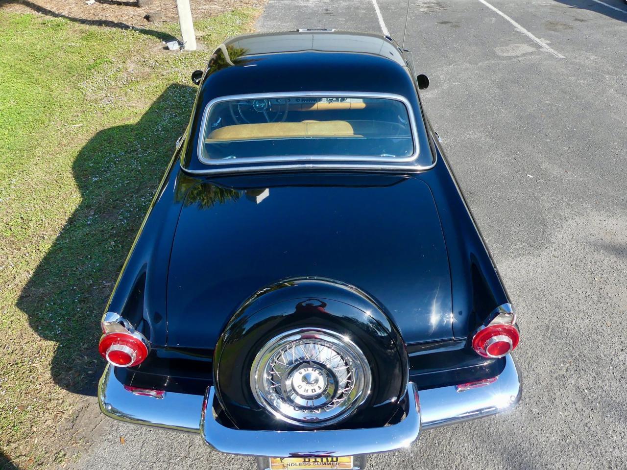 1956 Ford Thunderbird