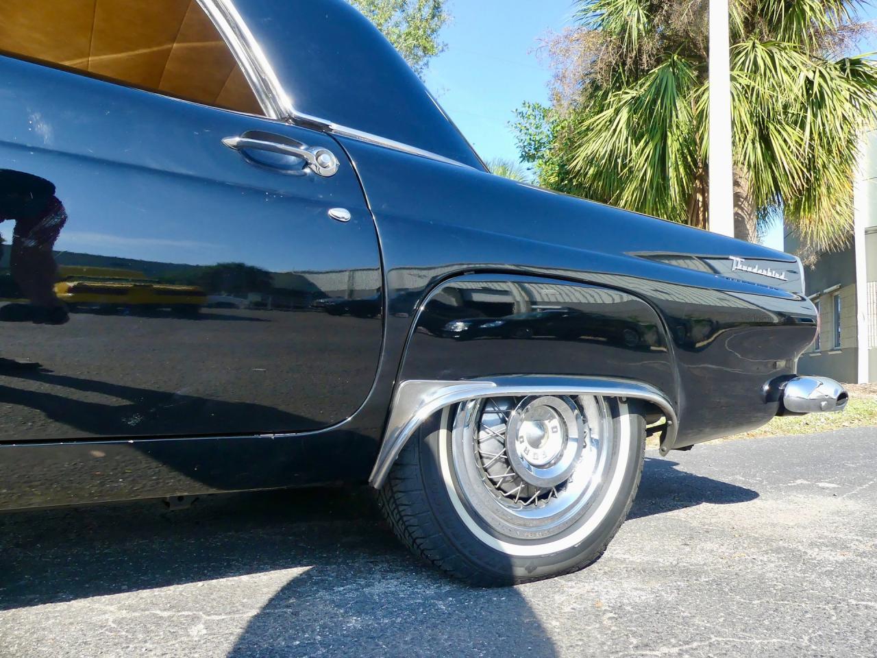 1956 Ford Thunderbird