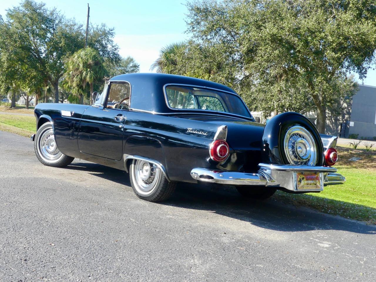 1956 Ford Thunderbird