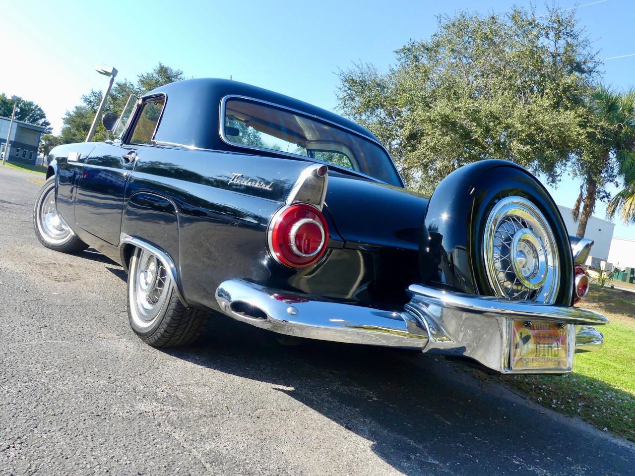 1956 Ford Thunderbird