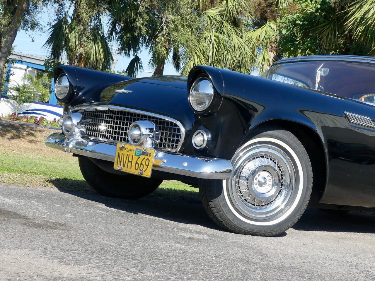 1956 Ford Thunderbird