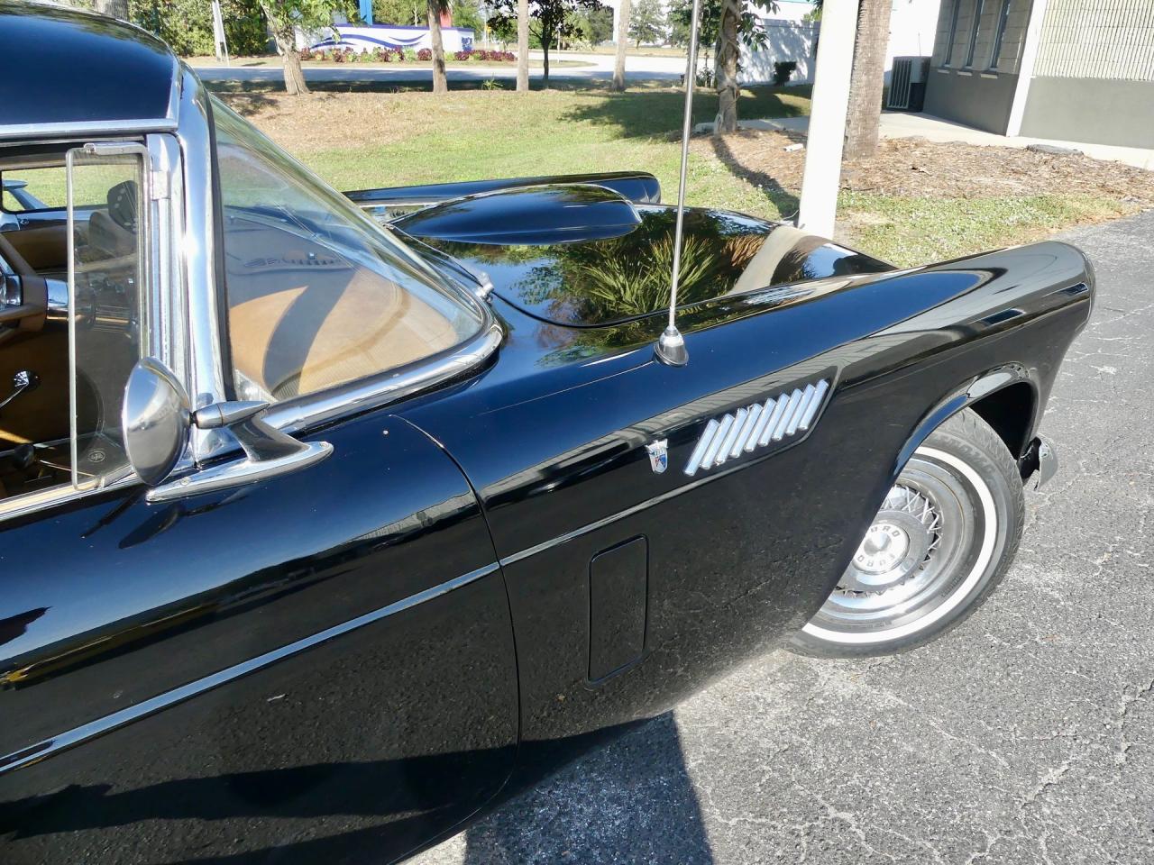 1956 Ford Thunderbird
