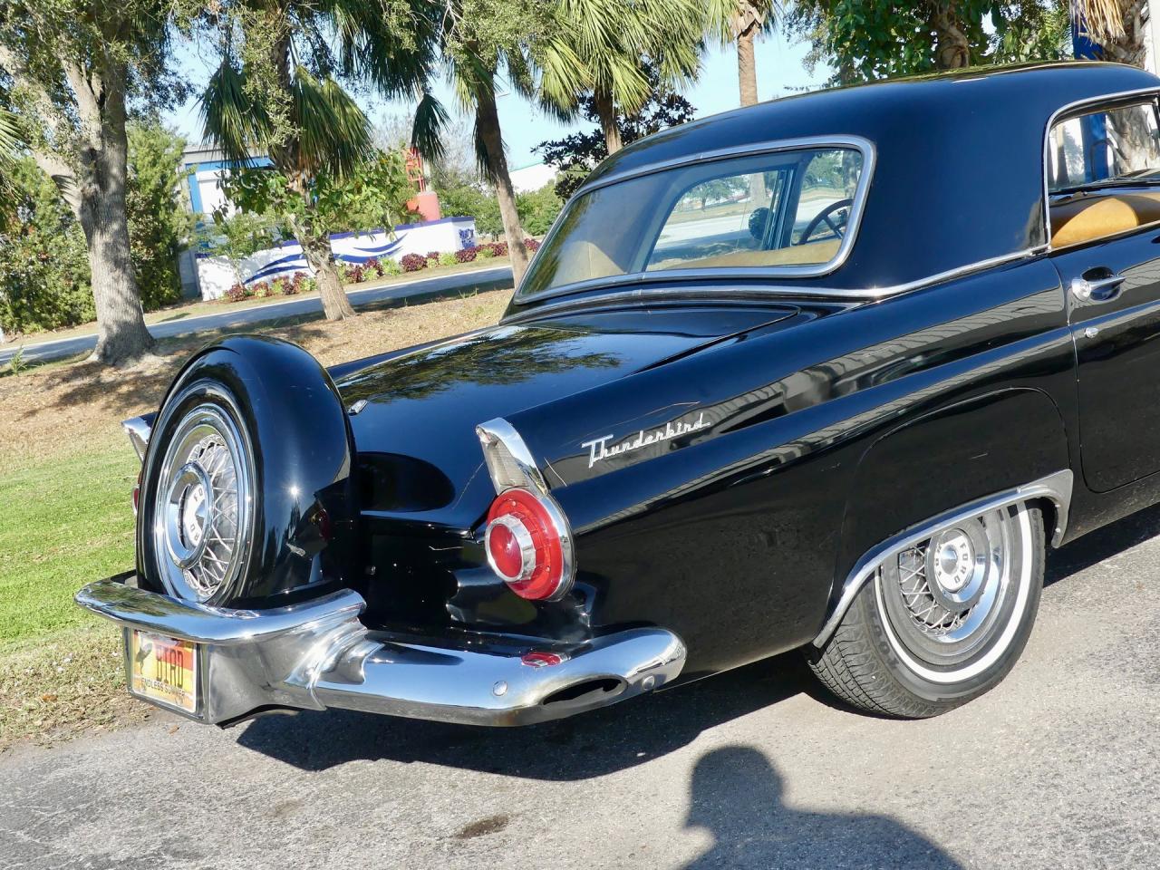 1956 Ford Thunderbird
