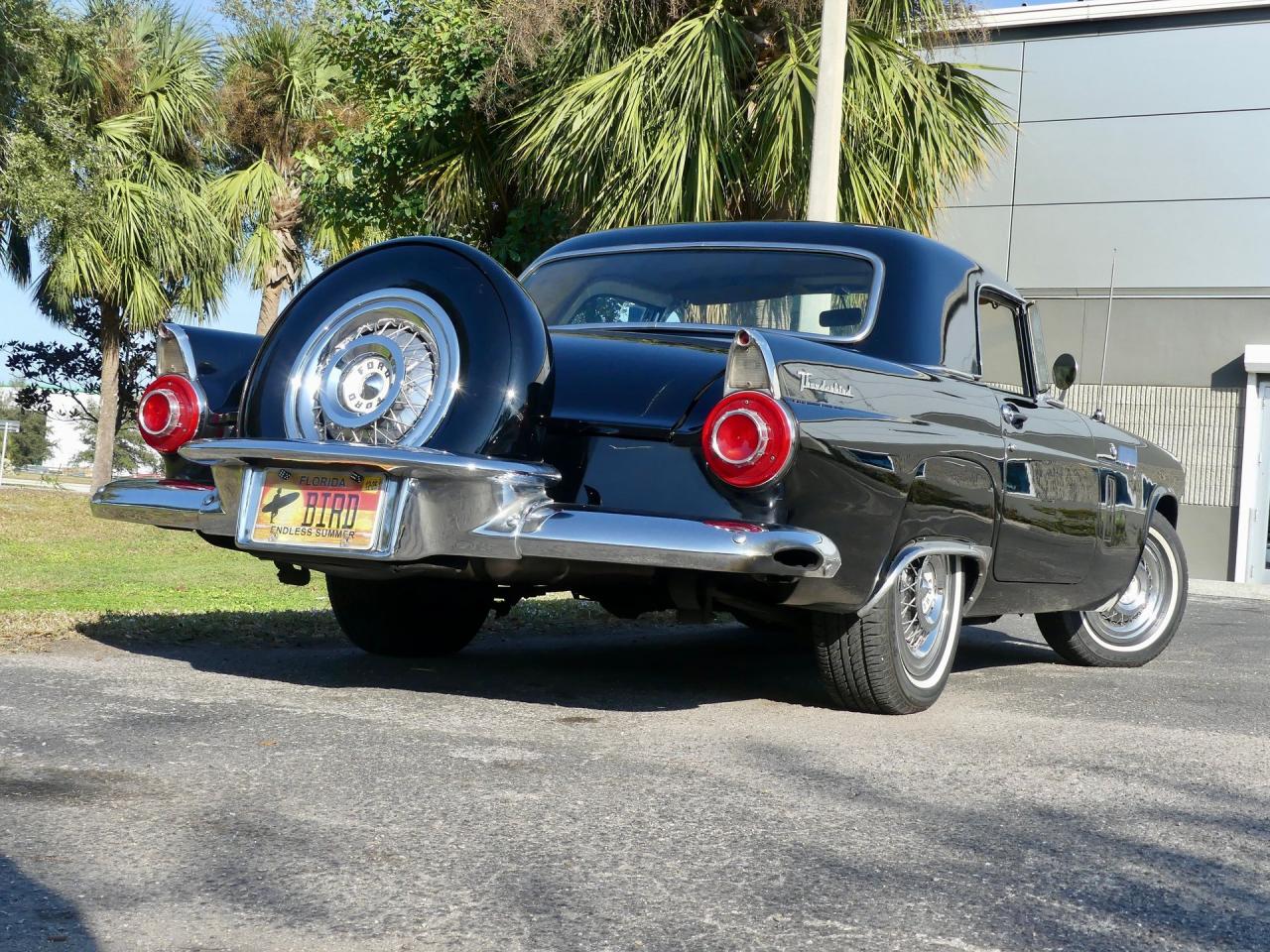 1956 Ford Thunderbird