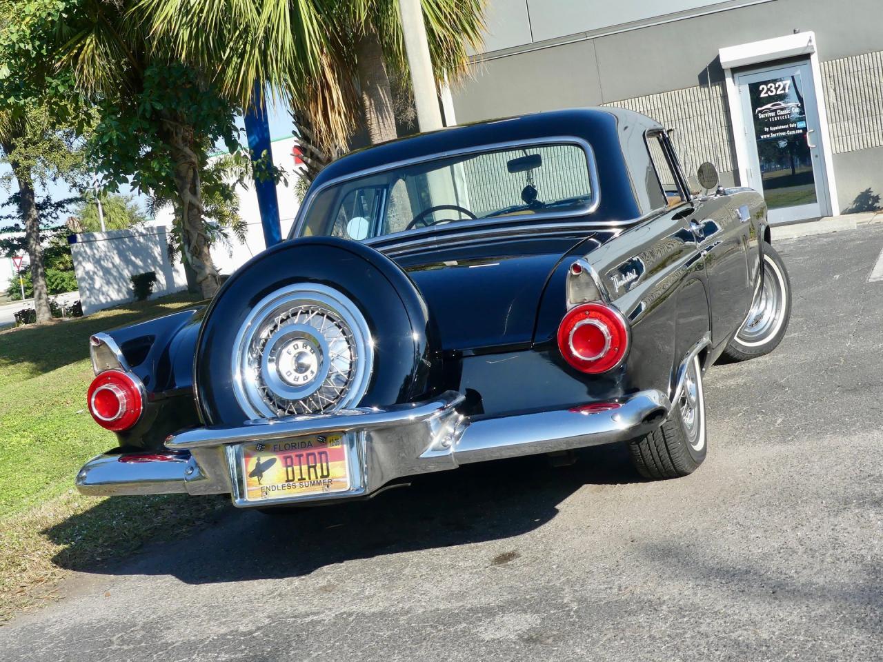 1956 Ford Thunderbird