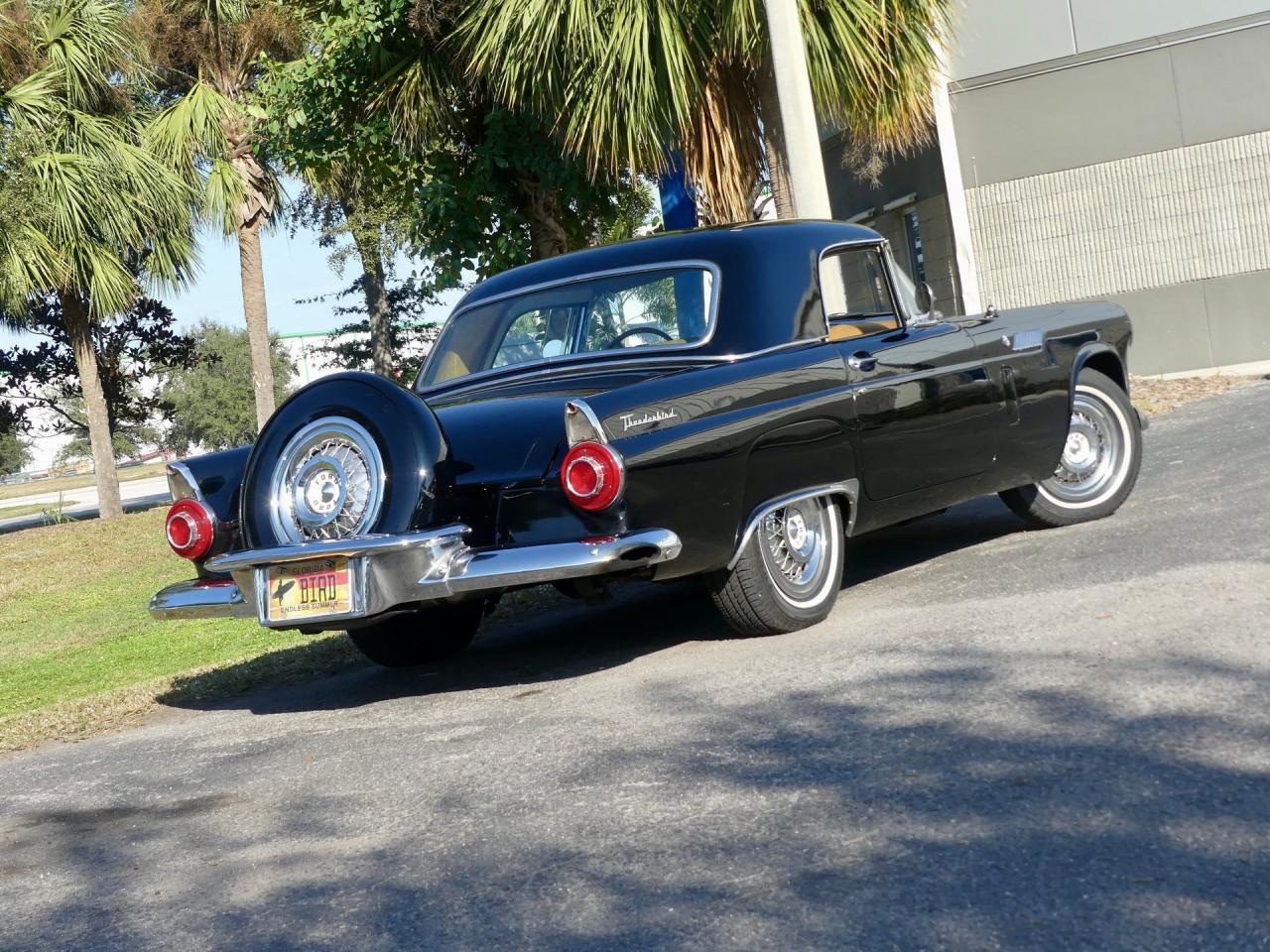 1956 Ford Thunderbird