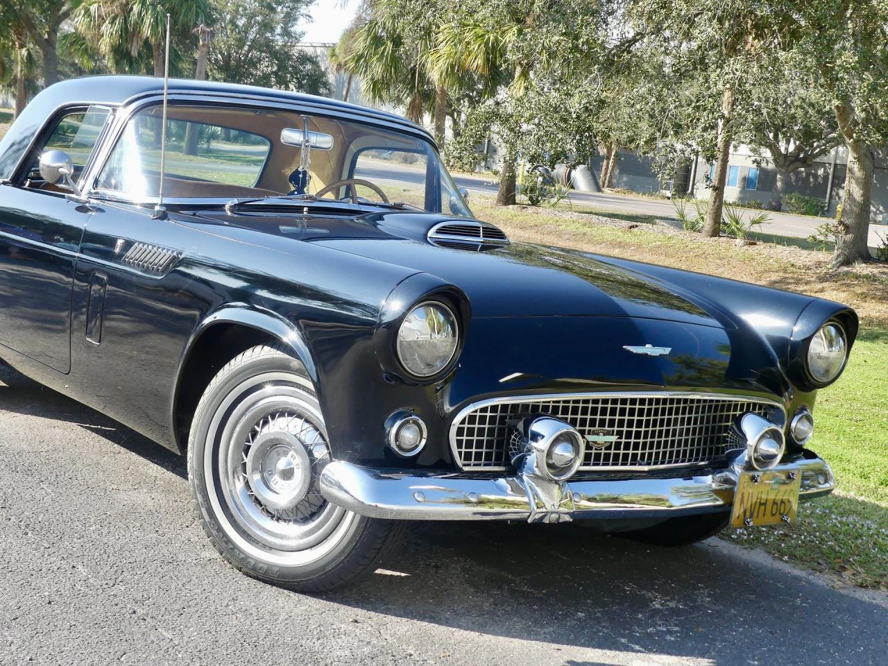 1956 Ford Thunderbird