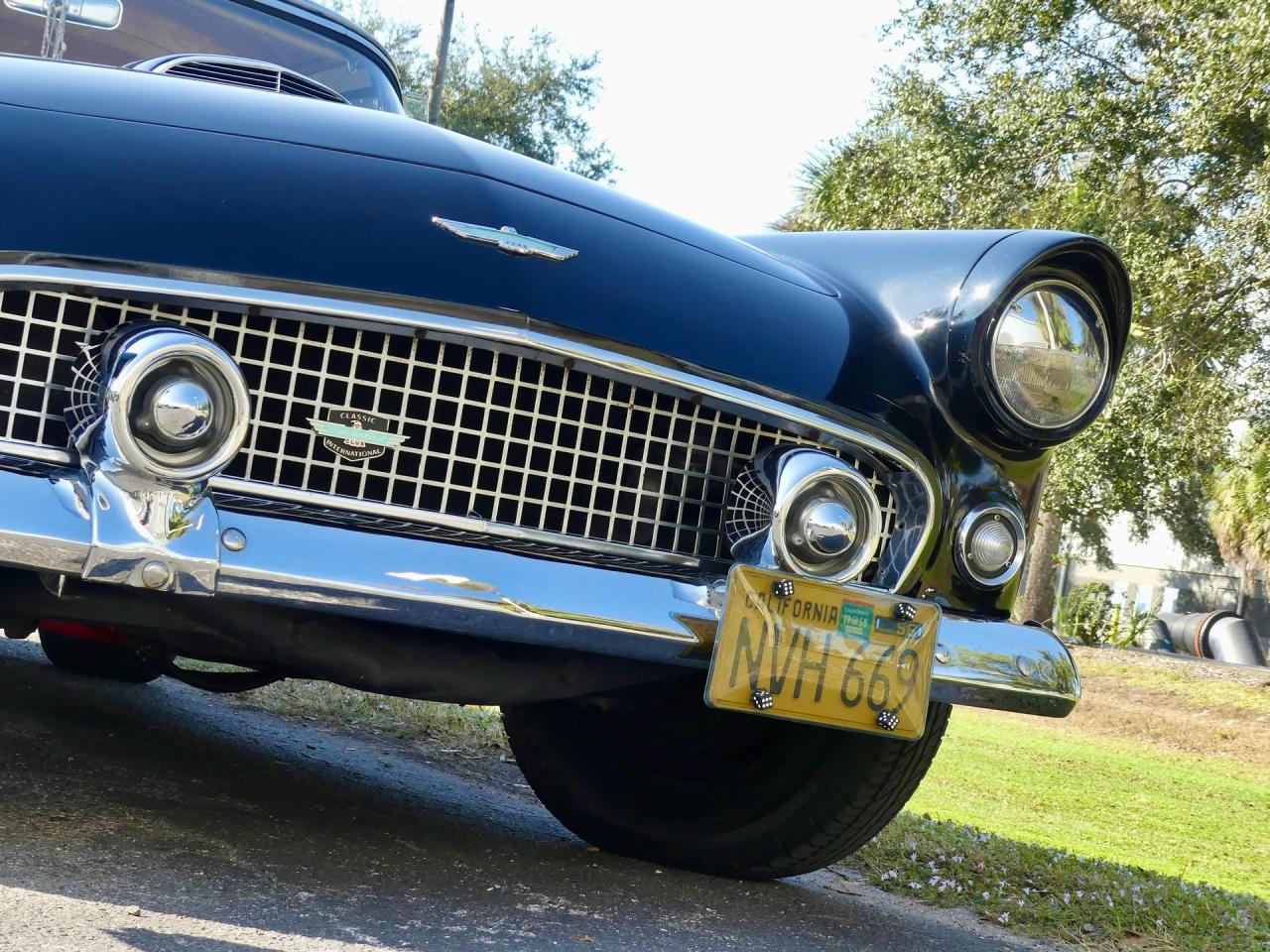 1956 Ford Thunderbird