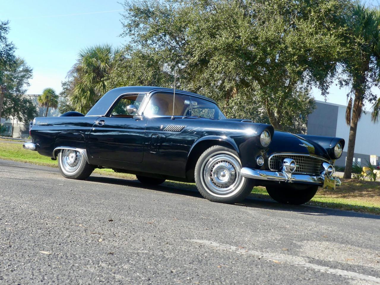 1956 Ford Thunderbird