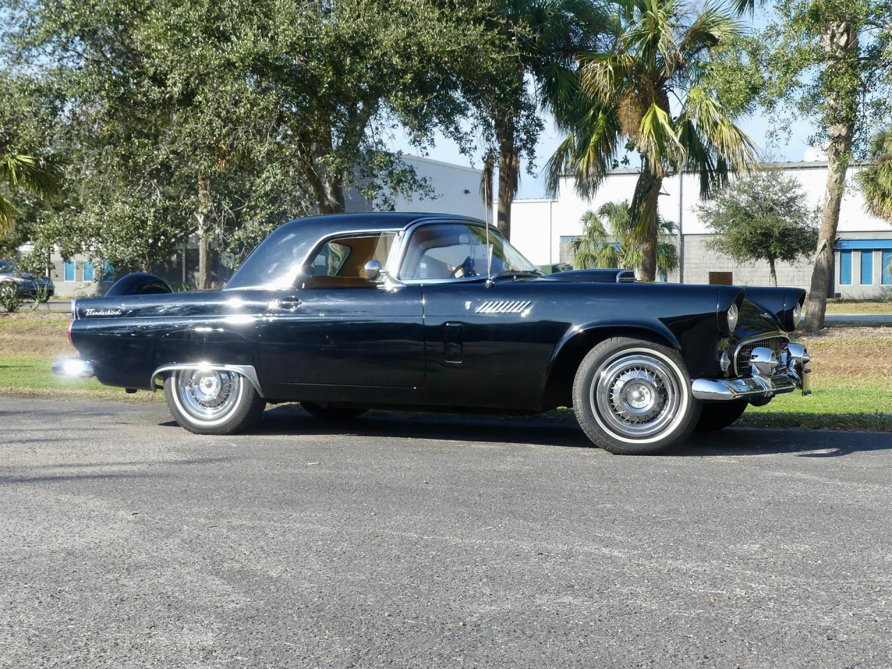 1956 Ford Thunderbird
