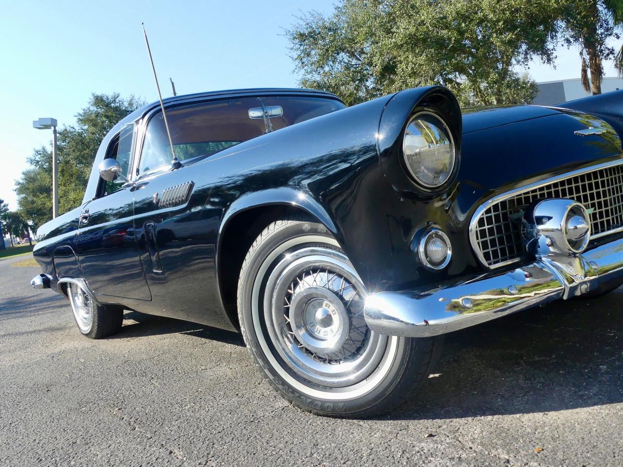 1956 Ford Thunderbird