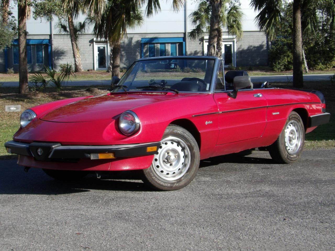 1986 Alfa Romeo Spider Graduate