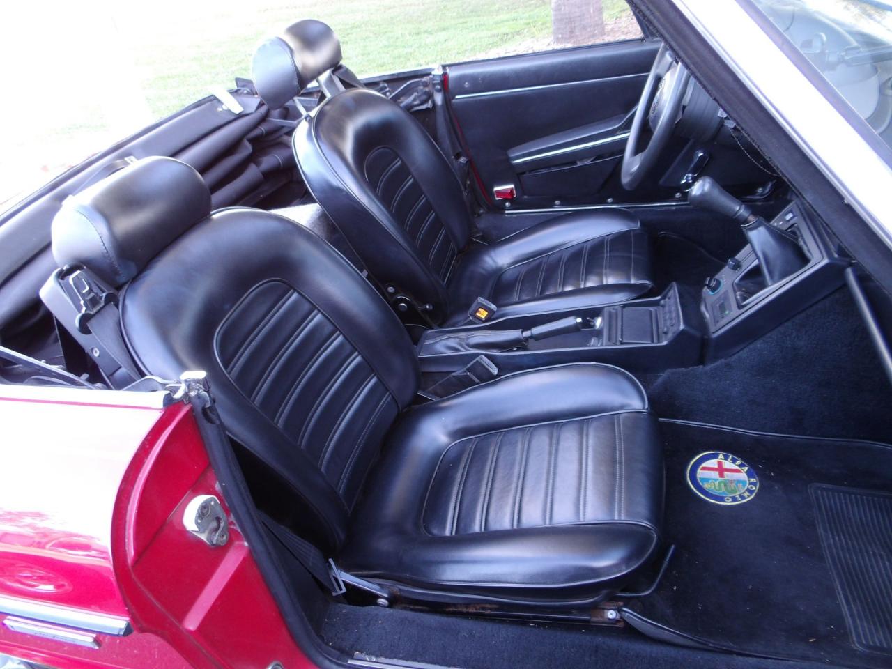 1986 Alfa Romeo Spider Graduate