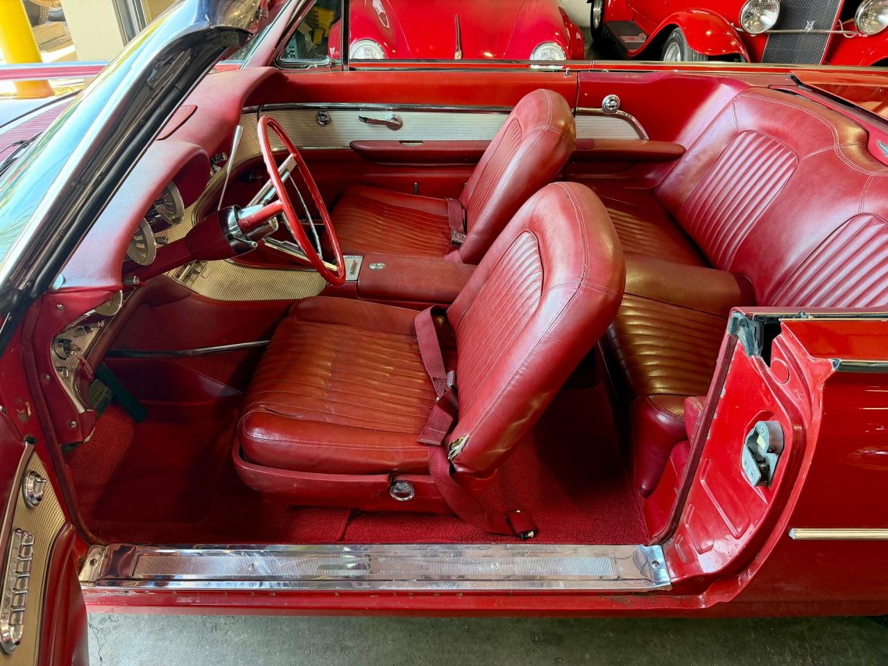 1962 Ford Thunderbird Convertible