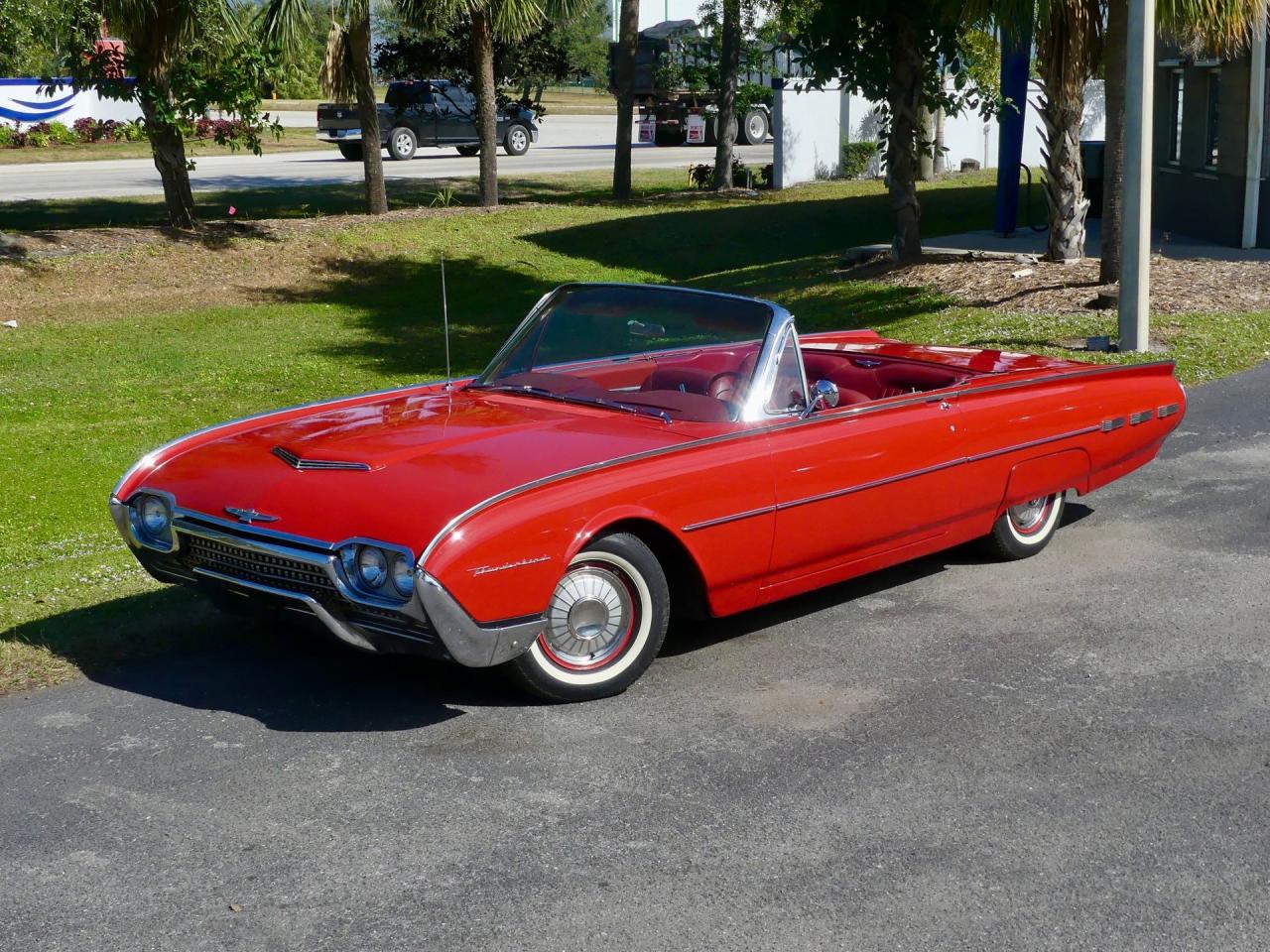 1962 Ford Thunderbird Convertible