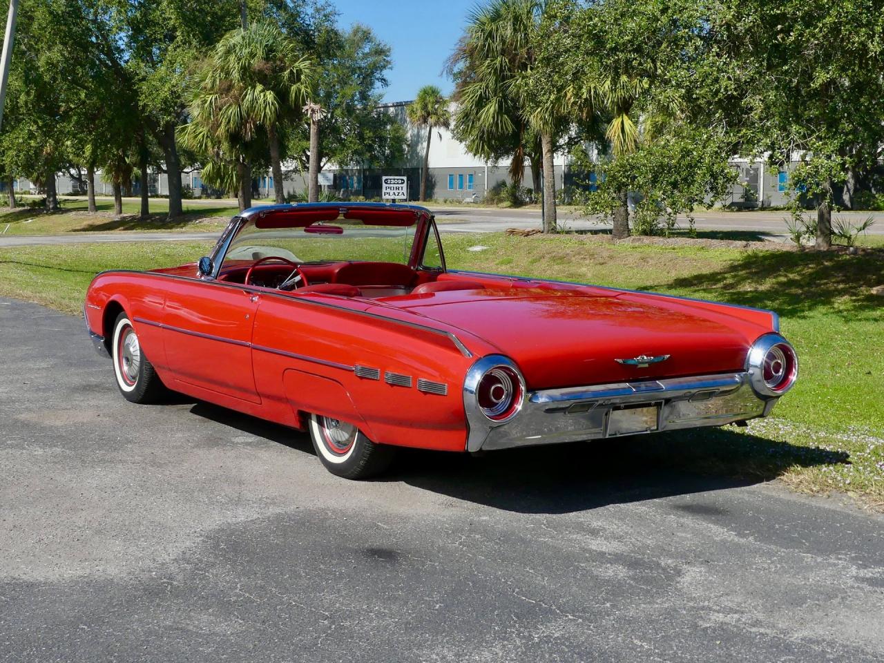 1962 Ford Thunderbird Convertible