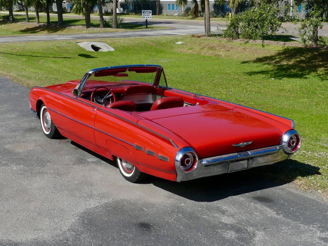 1962 Ford Thunderbird Convertible