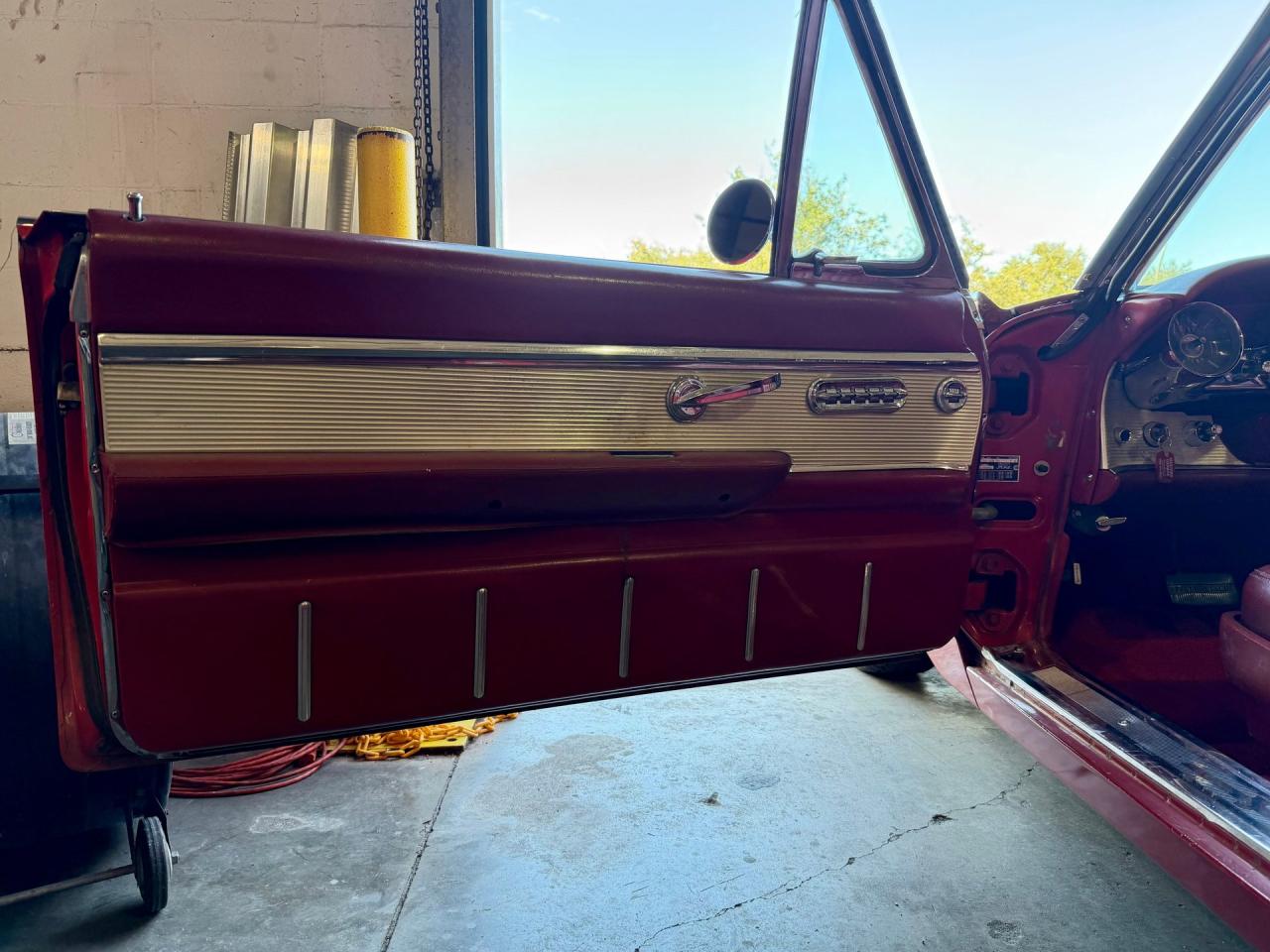 1962 Ford Thunderbird Convertible