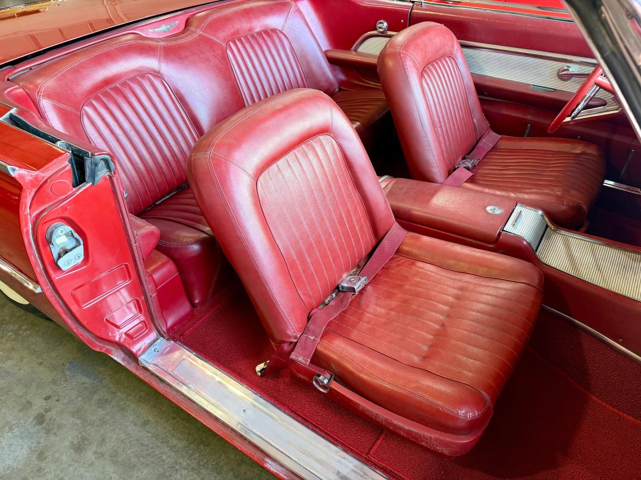 1962 Ford Thunderbird Convertible
