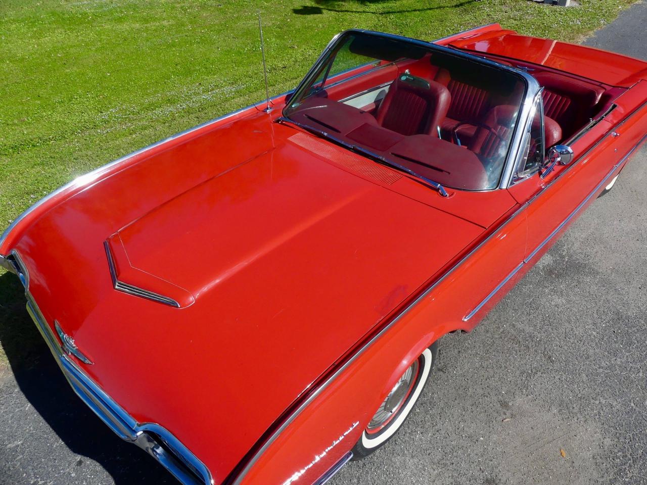 1962 Ford Thunderbird Convertible
