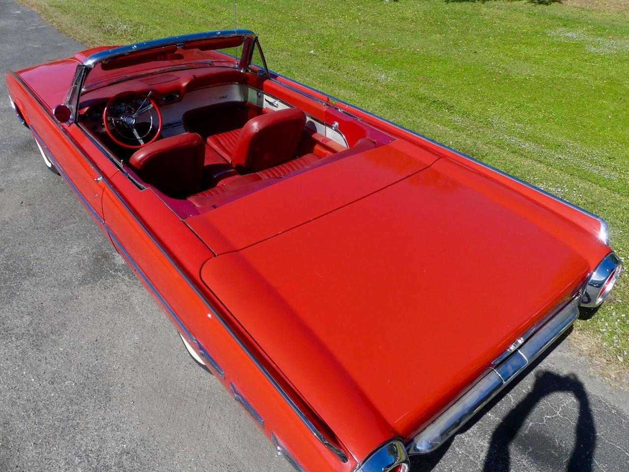1962 Ford Thunderbird Convertible