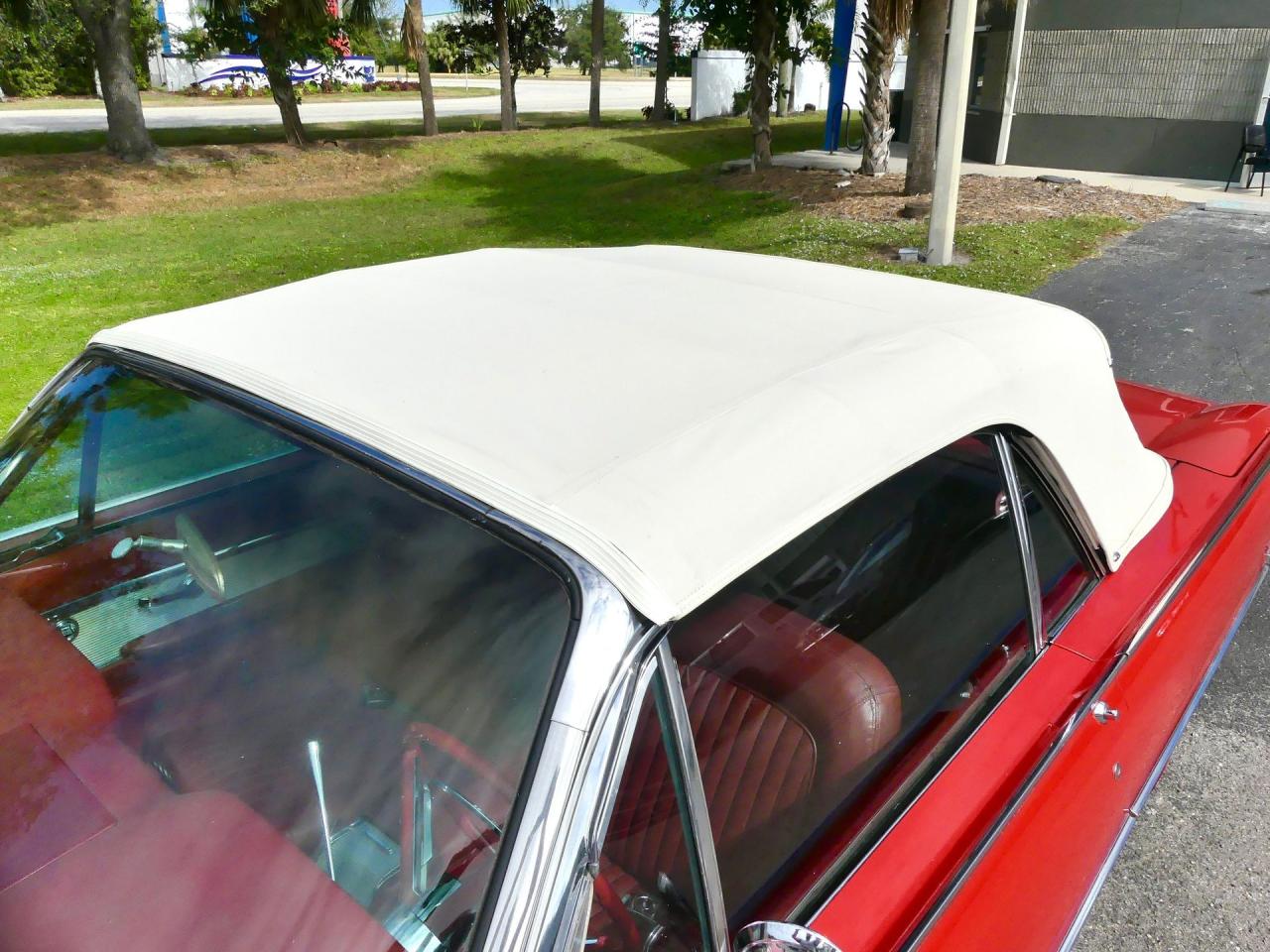 1962 Ford Thunderbird Convertible