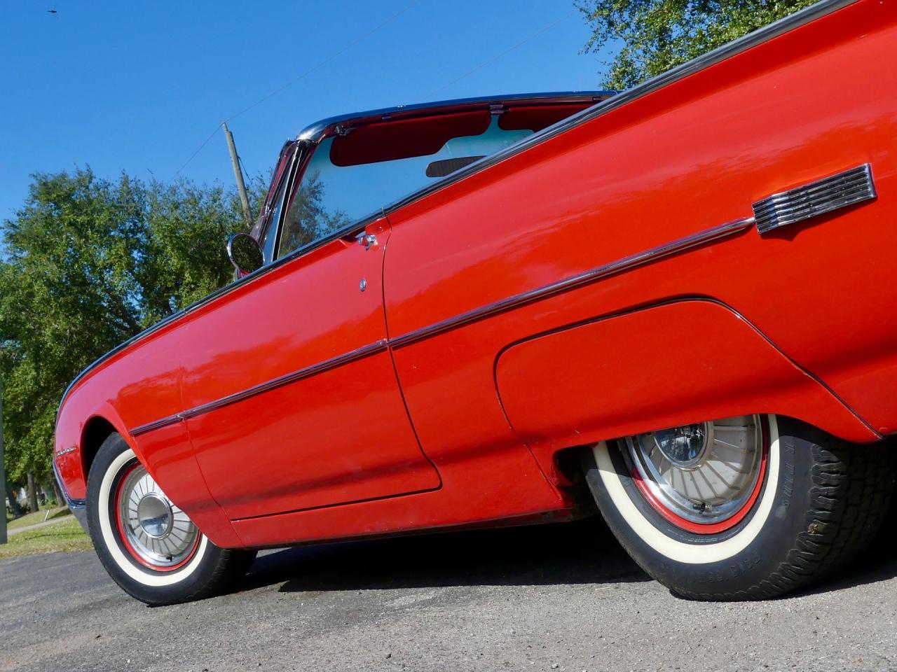 1962 Ford Thunderbird Convertible