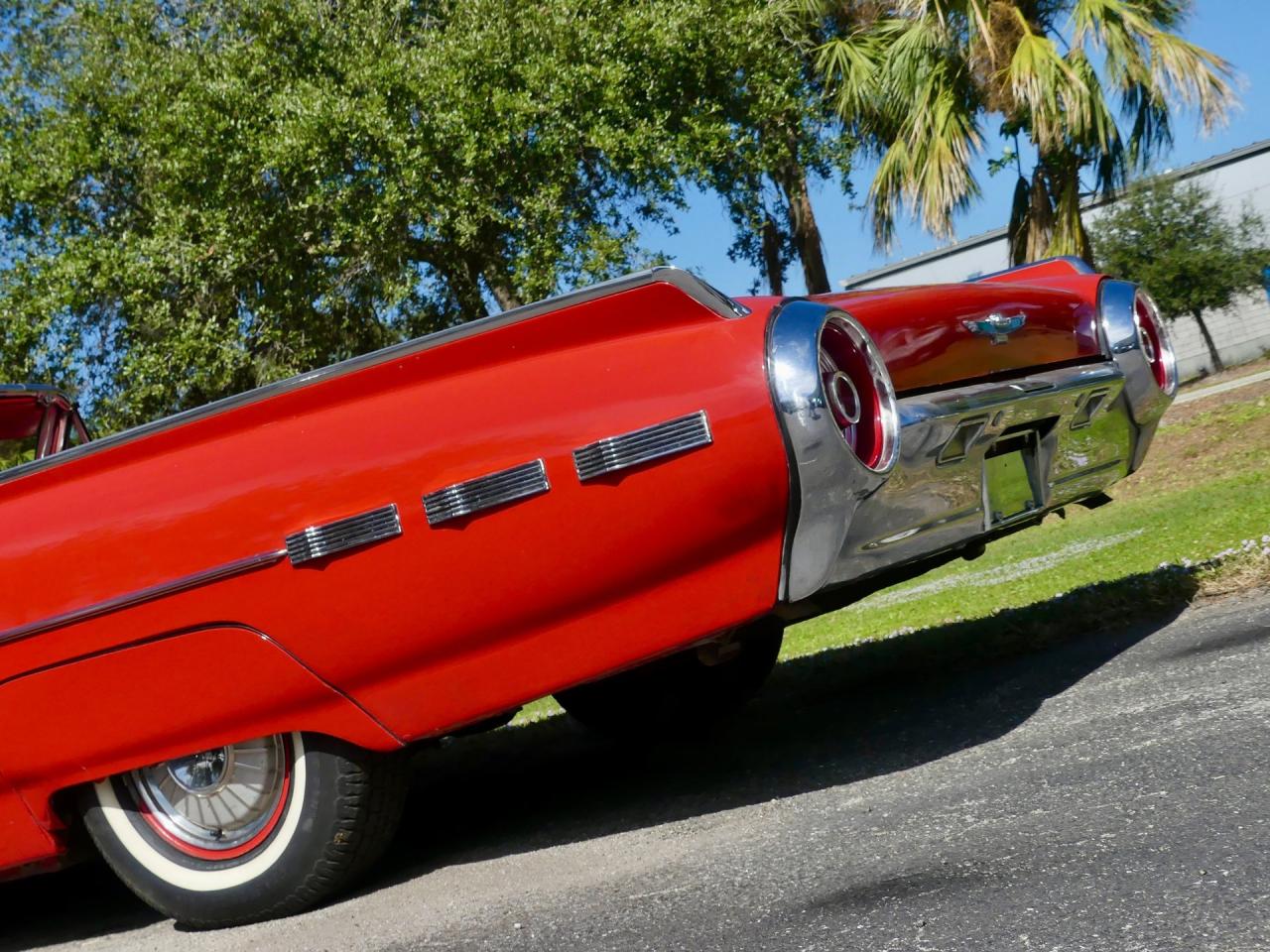 1962 Ford Thunderbird Convertible