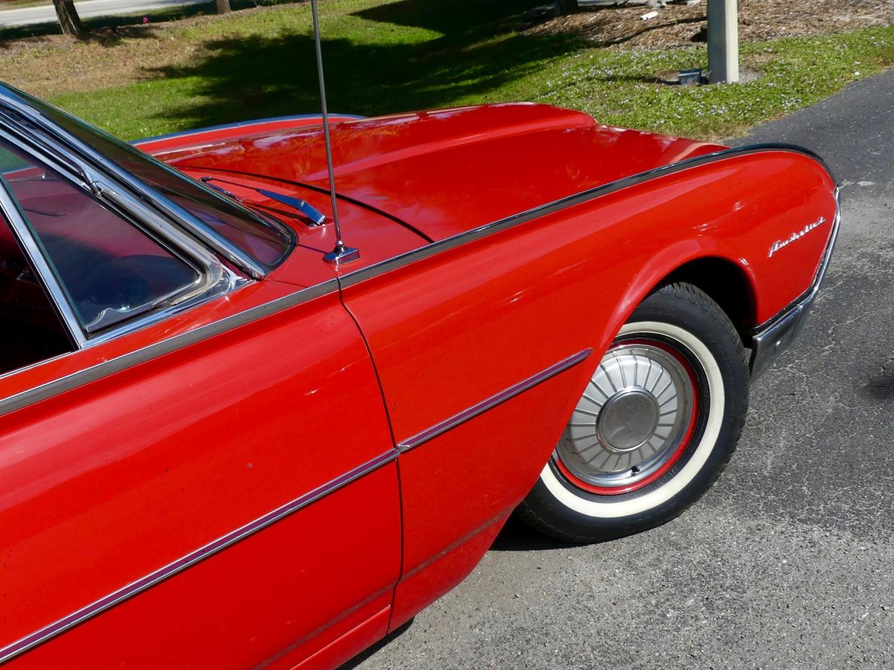 1962 Ford Thunderbird Convertible