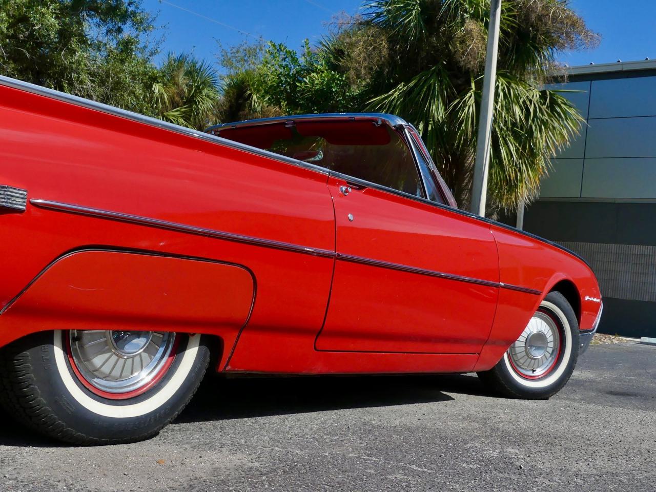 1962 Ford Thunderbird Convertible