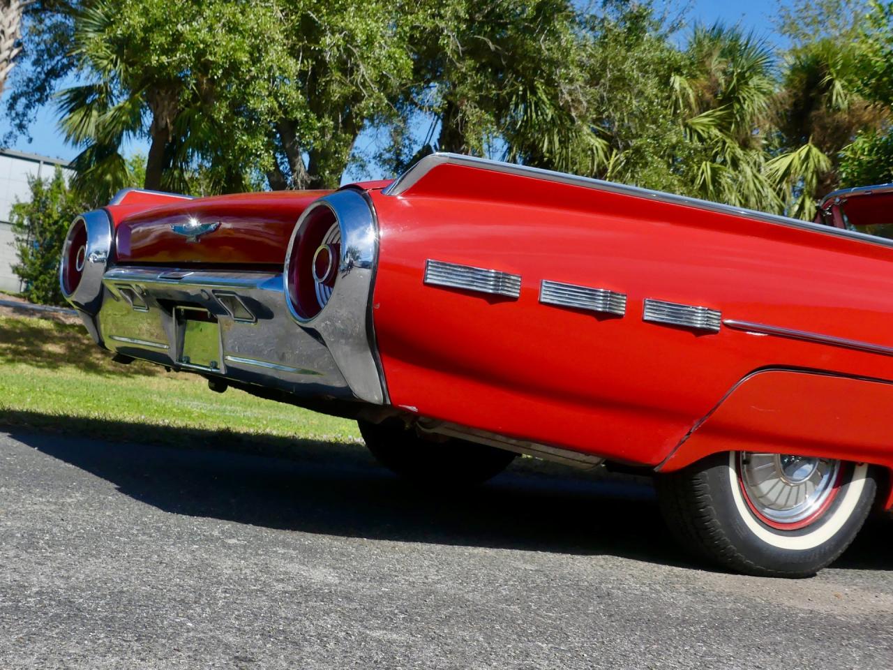 1962 Ford Thunderbird Convertible