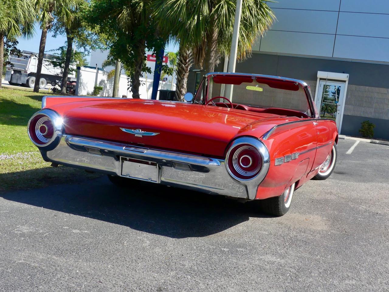 1962 Ford Thunderbird Convertible