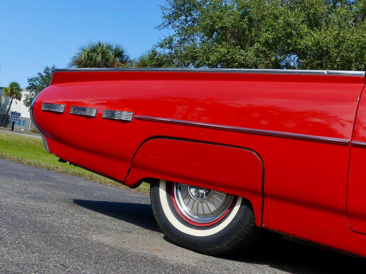 1962 Ford Thunderbird Convertible