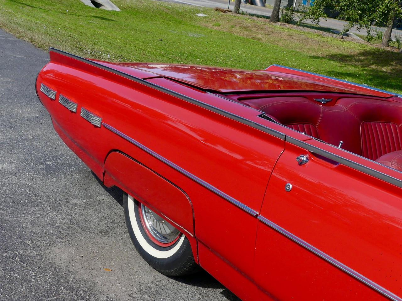 1962 Ford Thunderbird Convertible